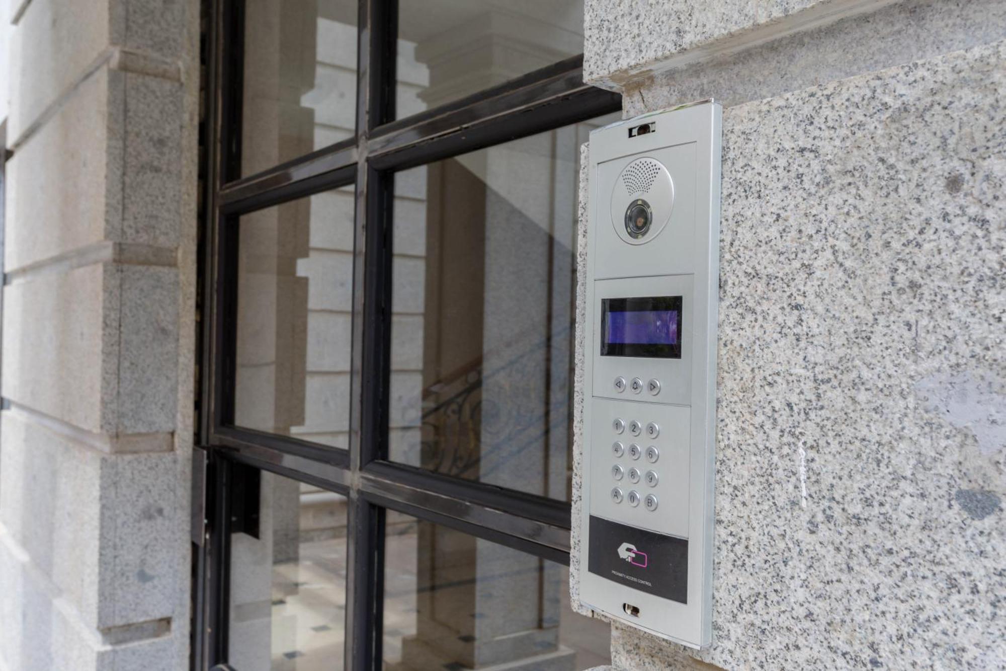 City Luxury Apartment L Tbiliszi Kültér fotó